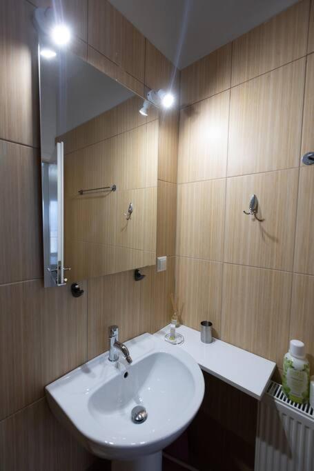Apartamento Λάρισα Διαμέρισμα Με Θέα Πλατεία Στο Κέντρο Της Πόλης Exterior foto