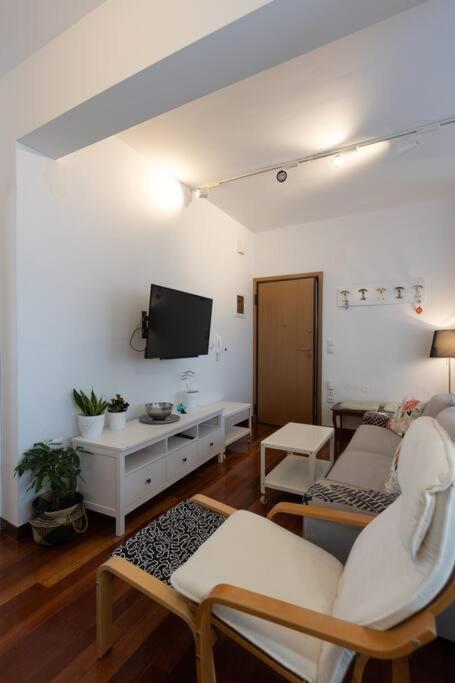 Apartamento Λάρισα Διαμέρισμα Με Θέα Πλατεία Στο Κέντρο Της Πόλης Exterior foto